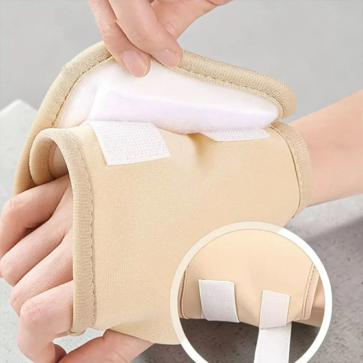 CASTOR OIL & HAND COMPRESS BUNDLE, ONE PIECE